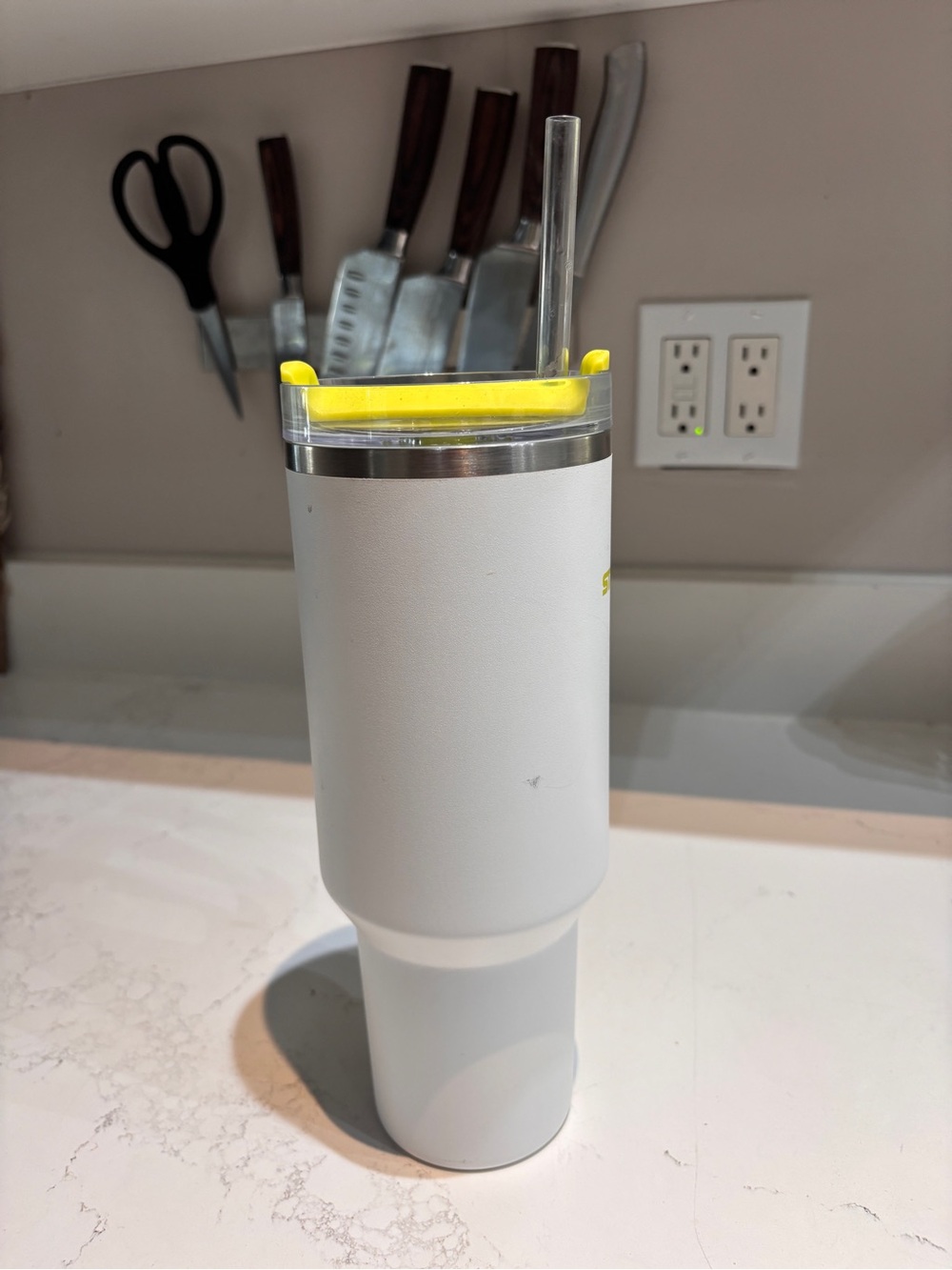 Stanley White Travel Mug with Lime Handle and Straw - Picture 2 of 4